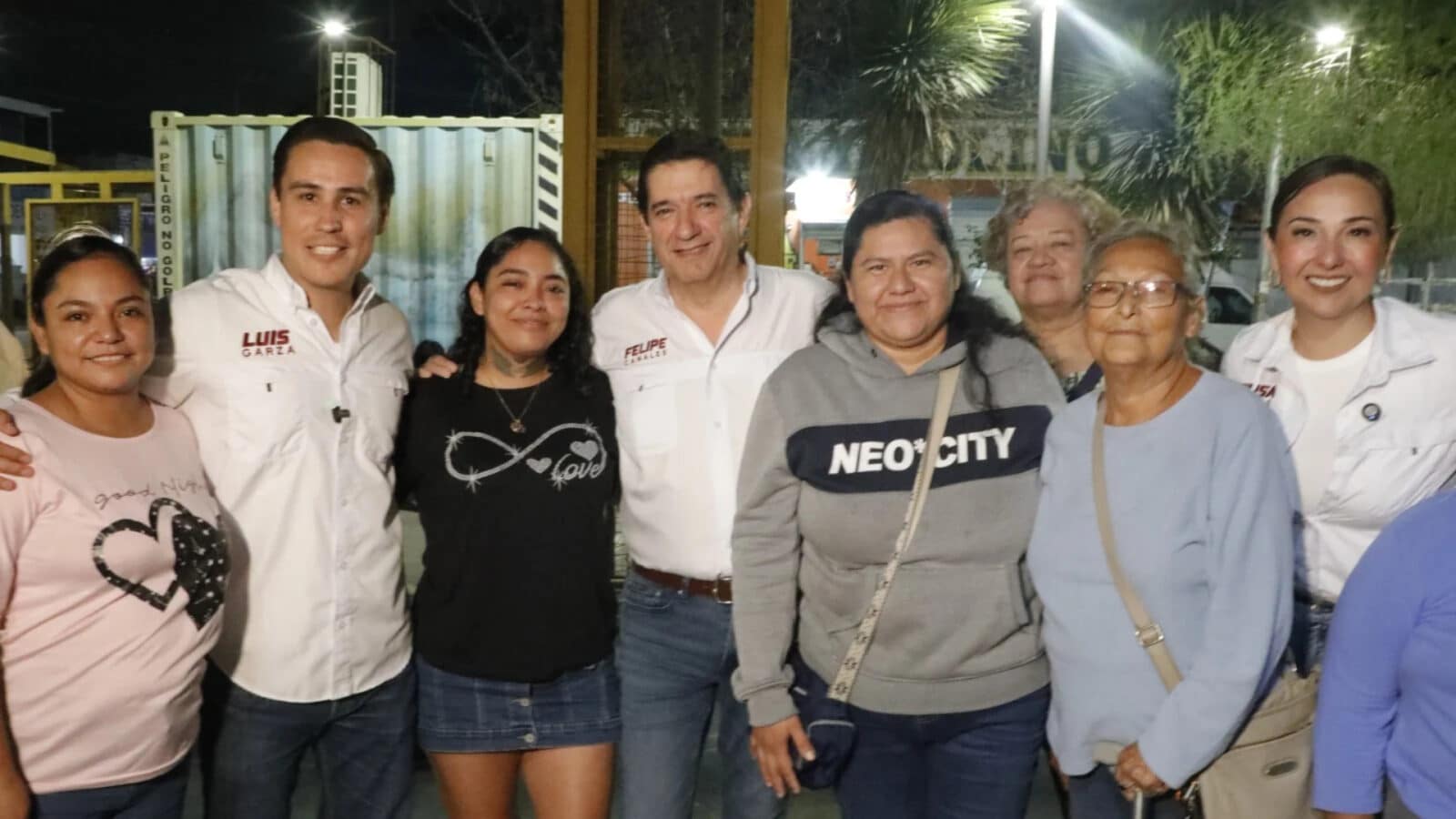 Felipe Canales encabeza asamblea informativa en Alianza Real, Escobedo